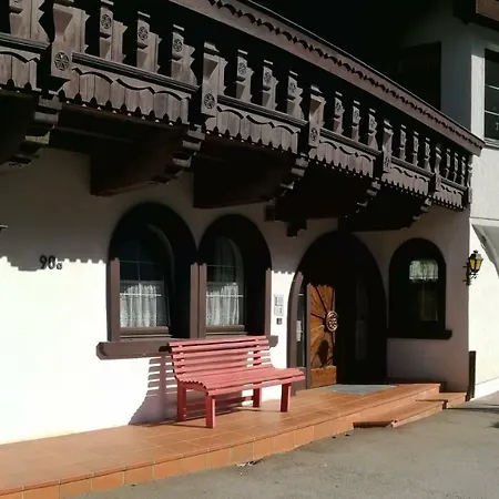 Haus Sonnenwende * 塞尔赖因山谷格里斯